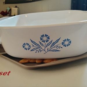 Vintage casserole dish from the '70s